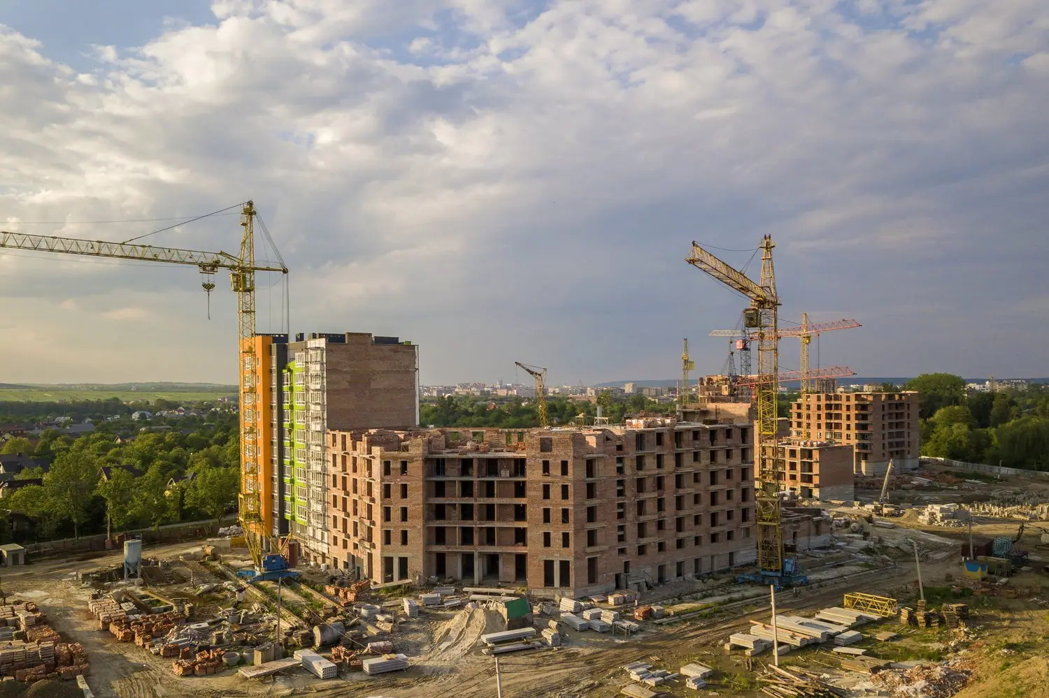 Inwestycje hotelowe: nowe obiekty noclegowe w budowie