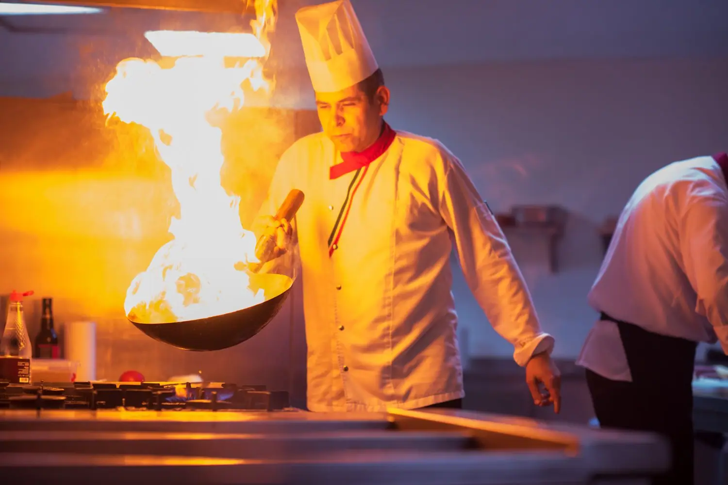 Restauracje z pokazami kulinarnymi: gotowanie na żywo