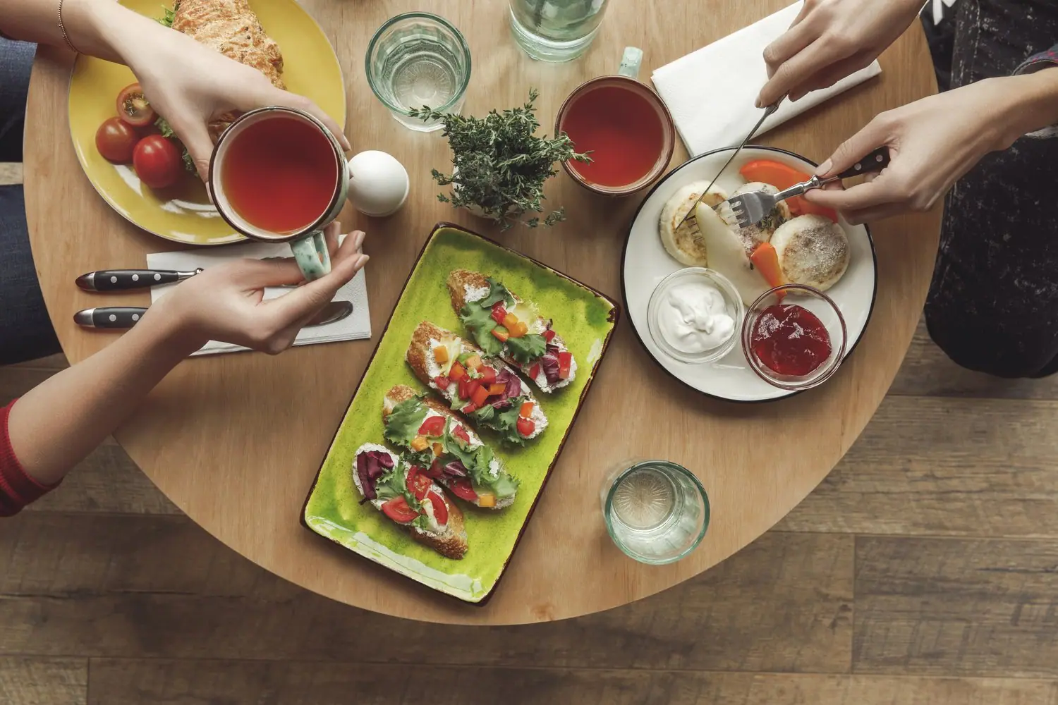 Jak wybrać najlepszy brunch w weekendy - porady dla łasuchów